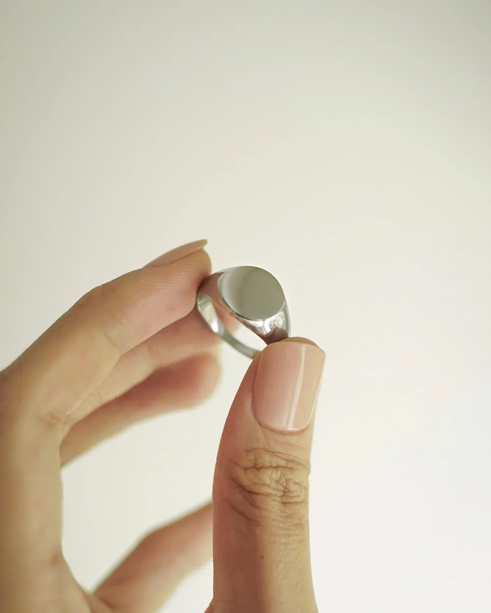 CIRCLE Signet Ring in Silver
