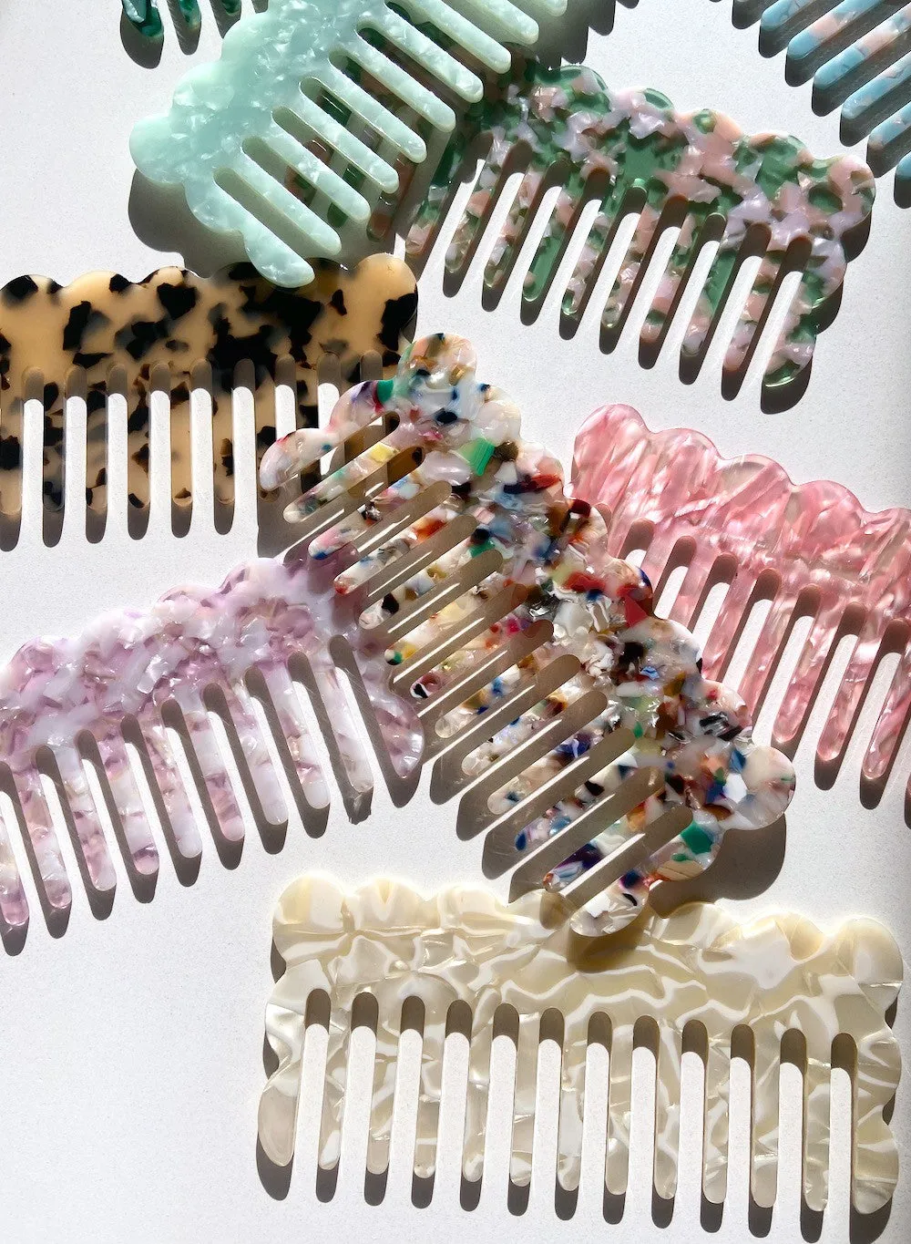 Scalloped Edge Acetate Hair Comb