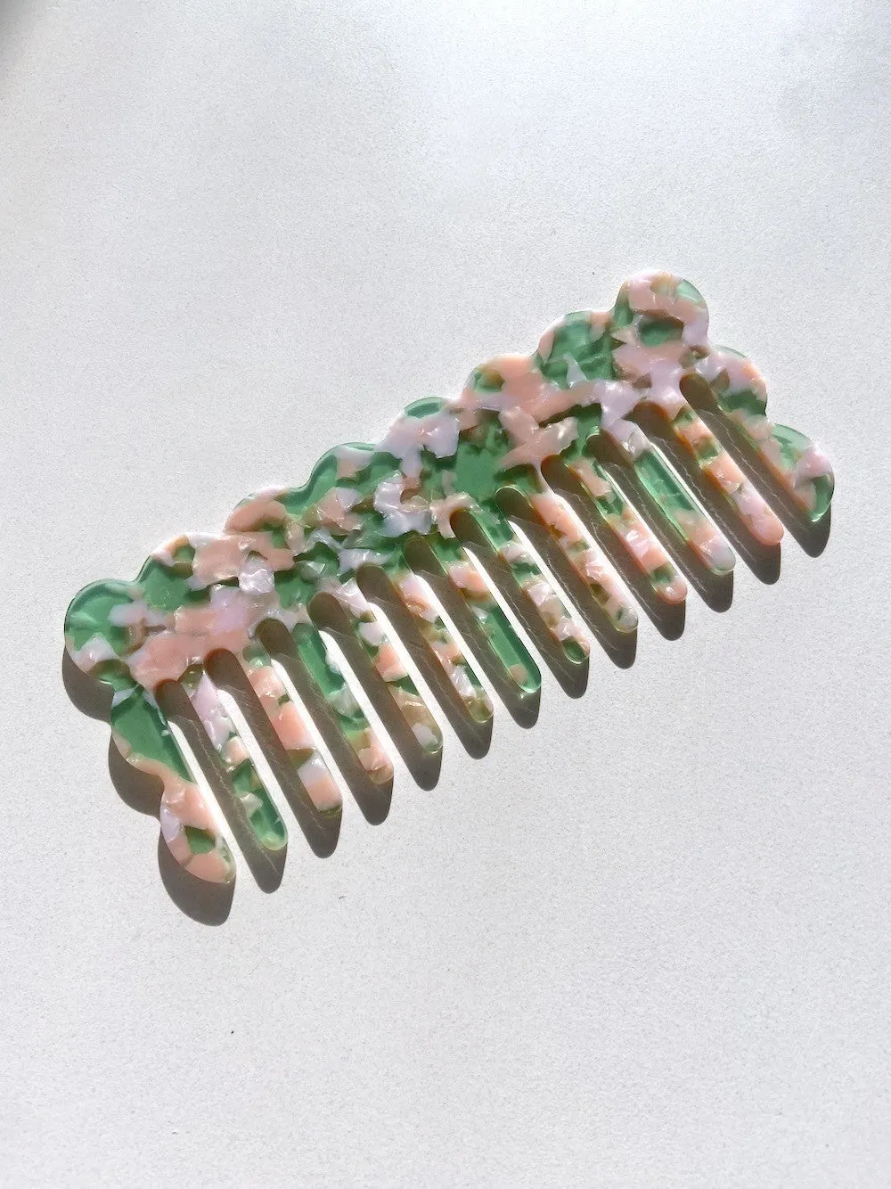Scalloped Edge Acetate Hair Comb