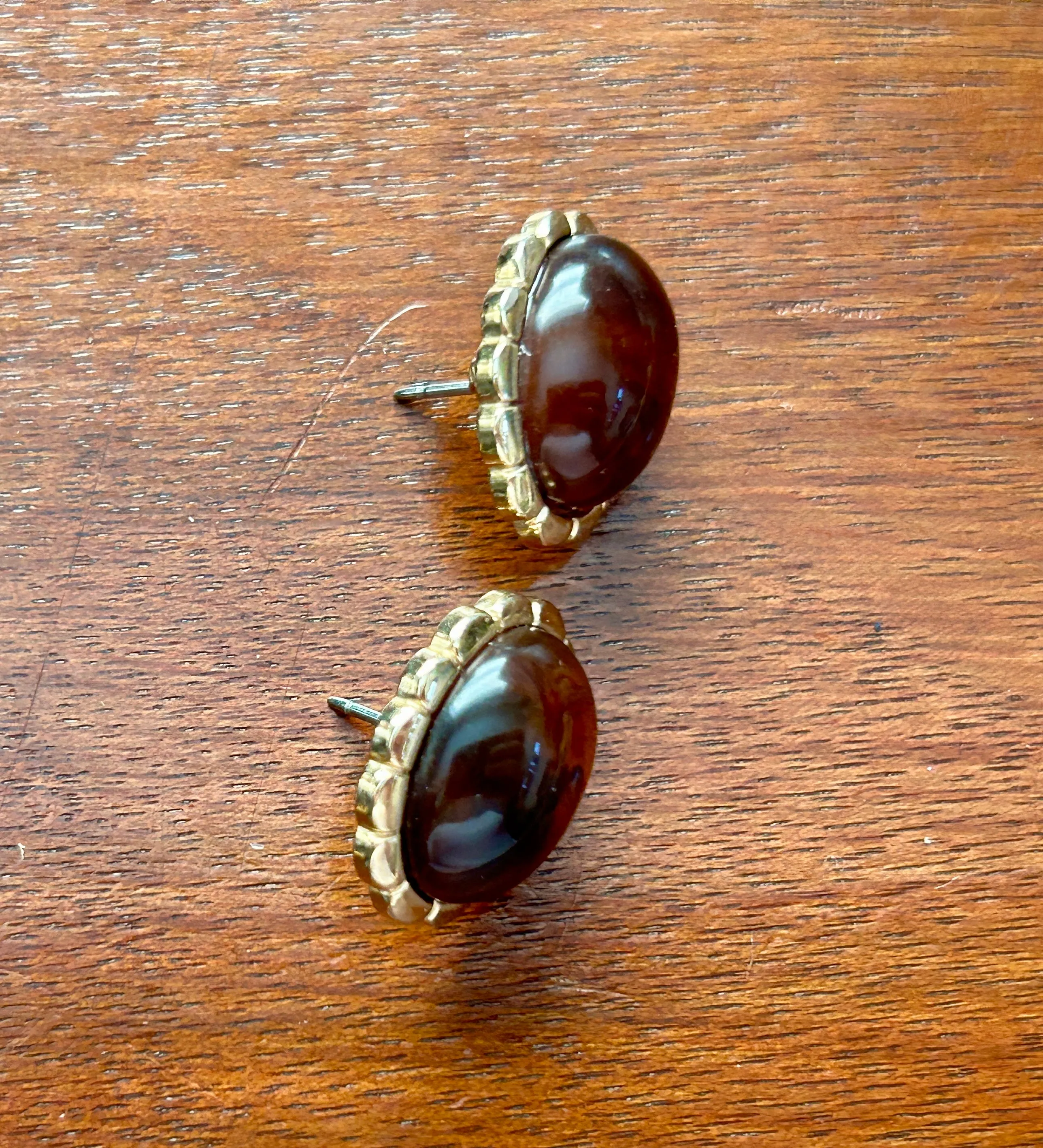 Vintage Gold Tone Oval Faux Amber Cabochon Pierced Earrings